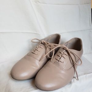 Forever21 Nude Oxford Shoes